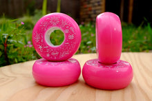 Load image into Gallery viewer, DWI - 59mm/90a - Bladies Wheel