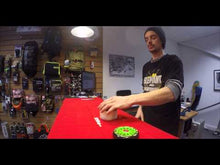 Load and play video in Gallery viewer, Famus - 56mm/29/92a - Gold/Black Alu Core Wheels